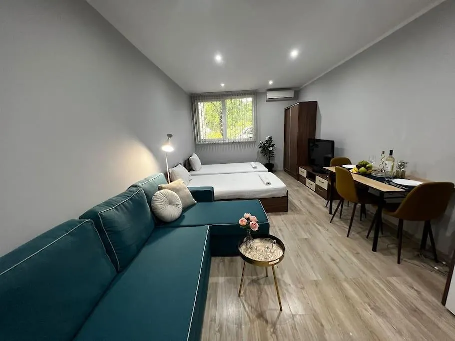 Nomadic Travelers Apartment 索菲亞